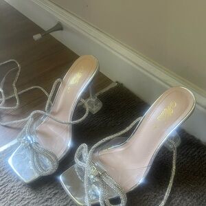 heels worn once!